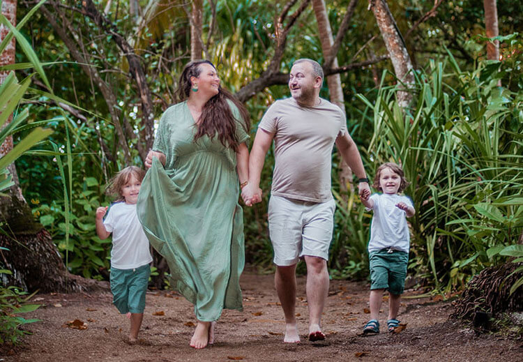 Dhigali Family Escape
